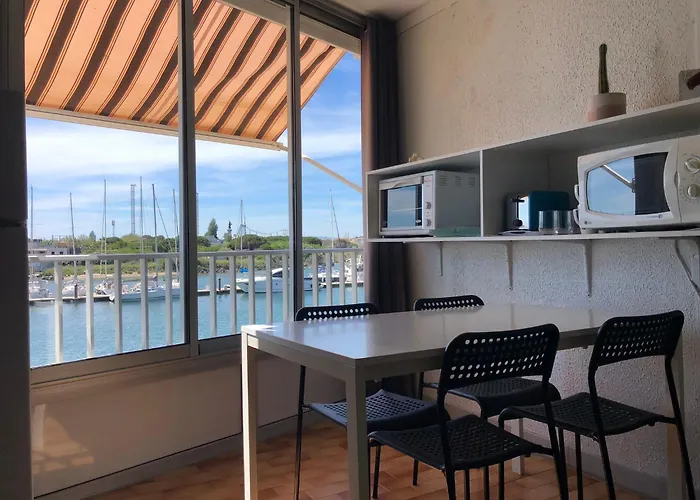 Ile Des Pecheurs Vue Mer